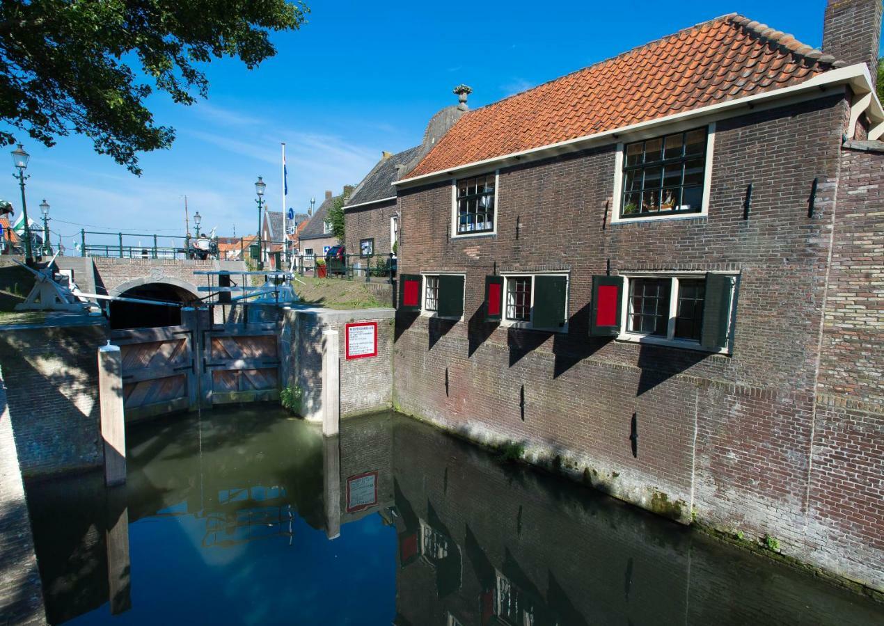 מוניקנדאם Waterland Hoge Huis מראה חיצוני תמונה